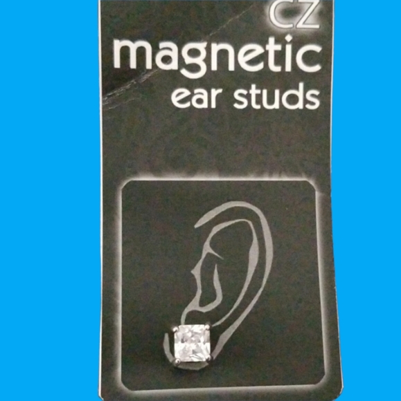 🆕️ Magnetic ear stud - Picture 7 of 7